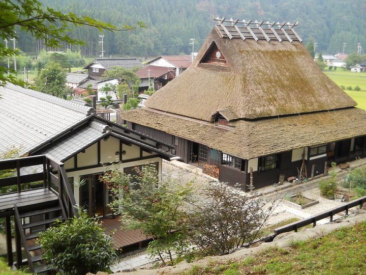茅葺き屋根の古民家との運命の出会い、京北町から里山の知恵を世界に 